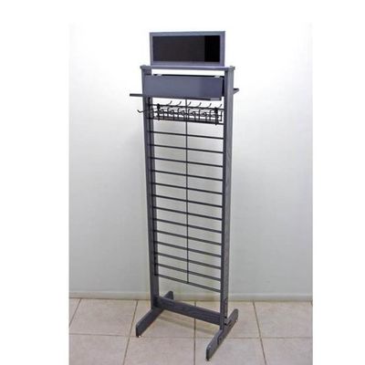 Pragmatic Gridwall Display Stand Metal Grid Display Berdiri Untuk Aksesori Garmen